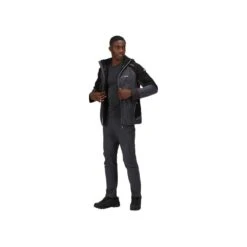 Regatta Highton Pro Waterproof Jacket -Sportswear Store regatta highton pro waterproof jacket p14282 181431 image