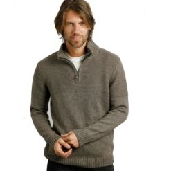 Weird Fish Burnaby Half Zip Fleece